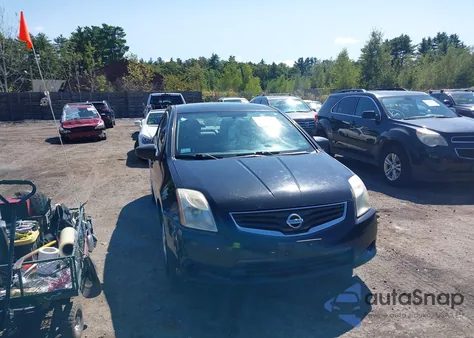 2010 Nissan Sentra 2.0S z USA, uszkodzony, nr VIN 3N1AB6AP8AL633821